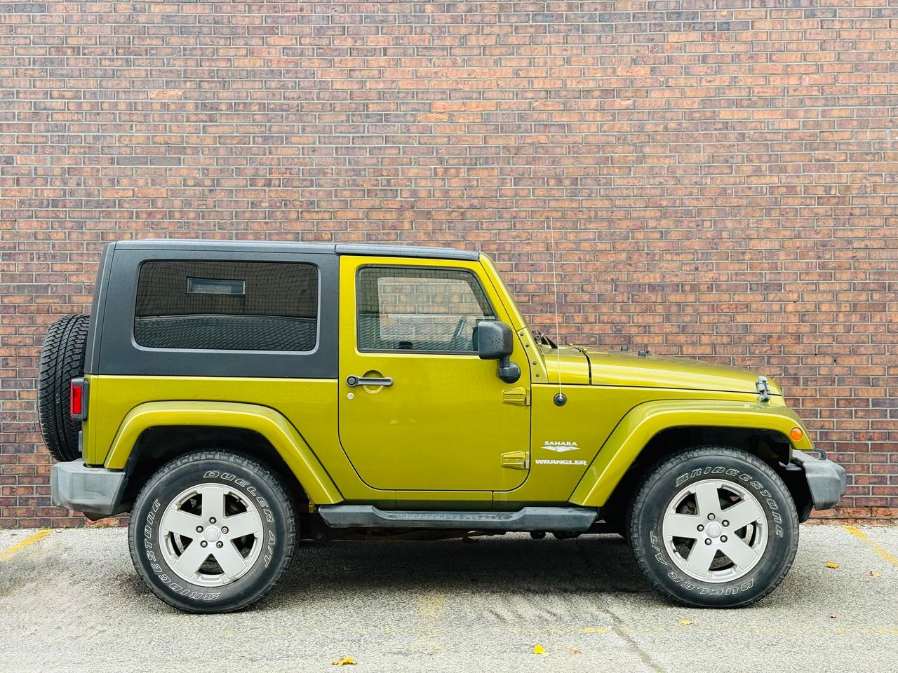 2010 Jeep Wrangler 4WD 2DR SAHARA Photo