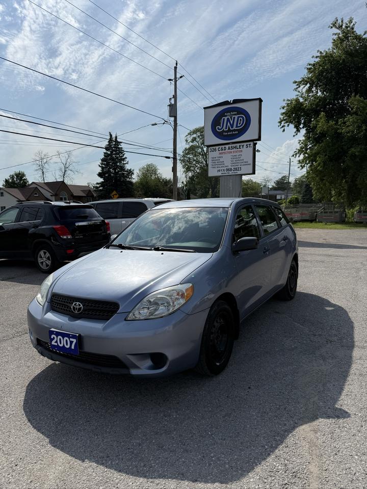 Used 2007 Toyota Matrix BASE for sale in Foxboro, ON