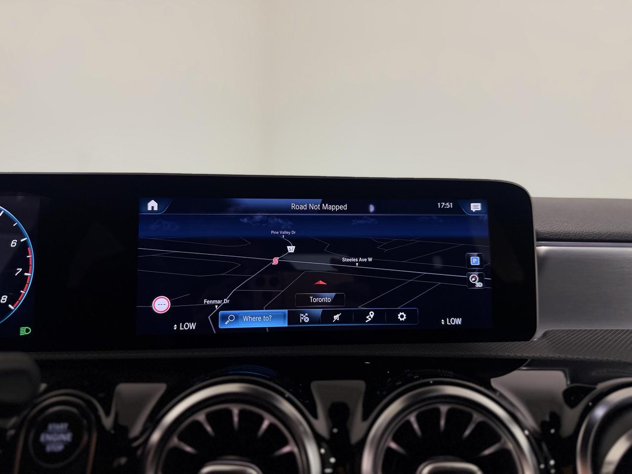 2019 Mercedes-Benz A-Class A 250 | AMG PACKAGE | Photo