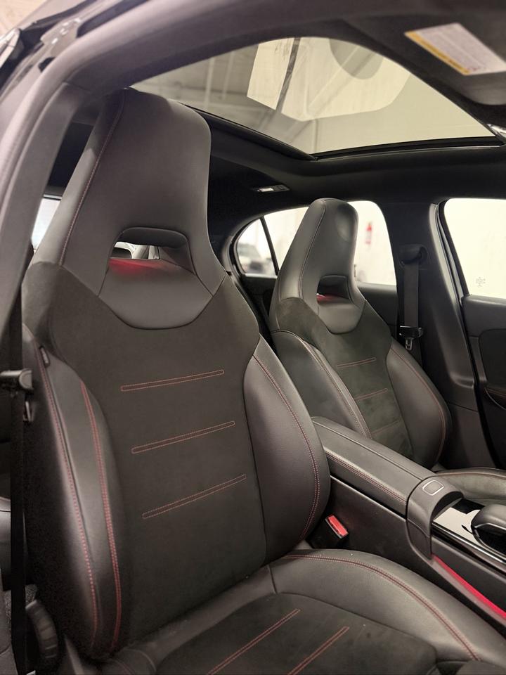 2019 Mercedes-Benz A-Class A 250 | AMG PACKAGE | Photo