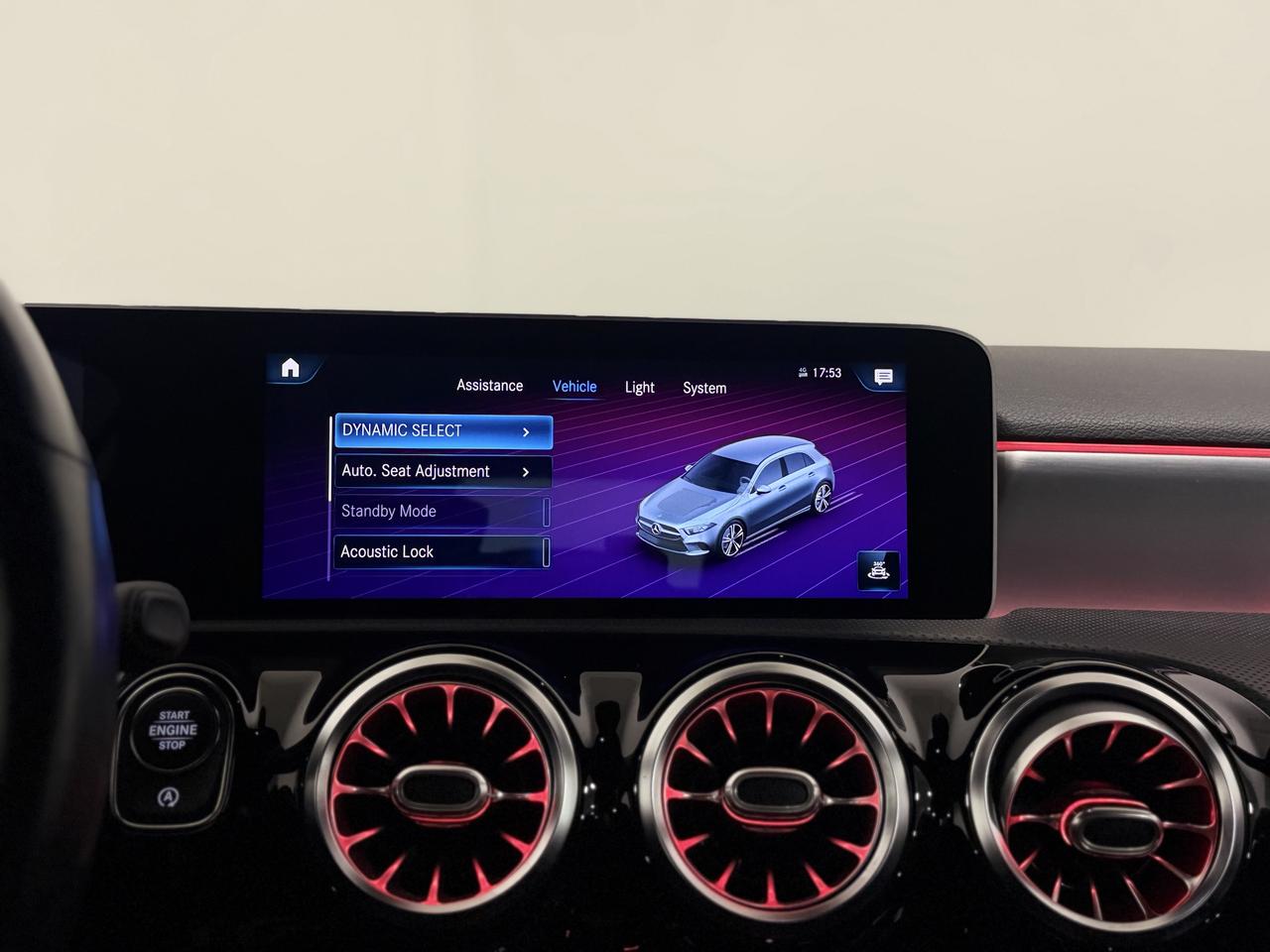 2019 Mercedes-Benz A-Class A 250 | AMG PACKAGE | Photo