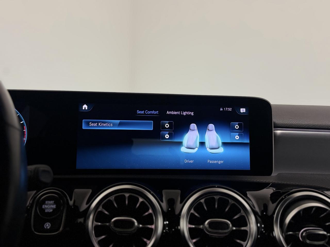 2019 Mercedes-Benz A-Class A 250 | AMG PACKAGE | Photo
