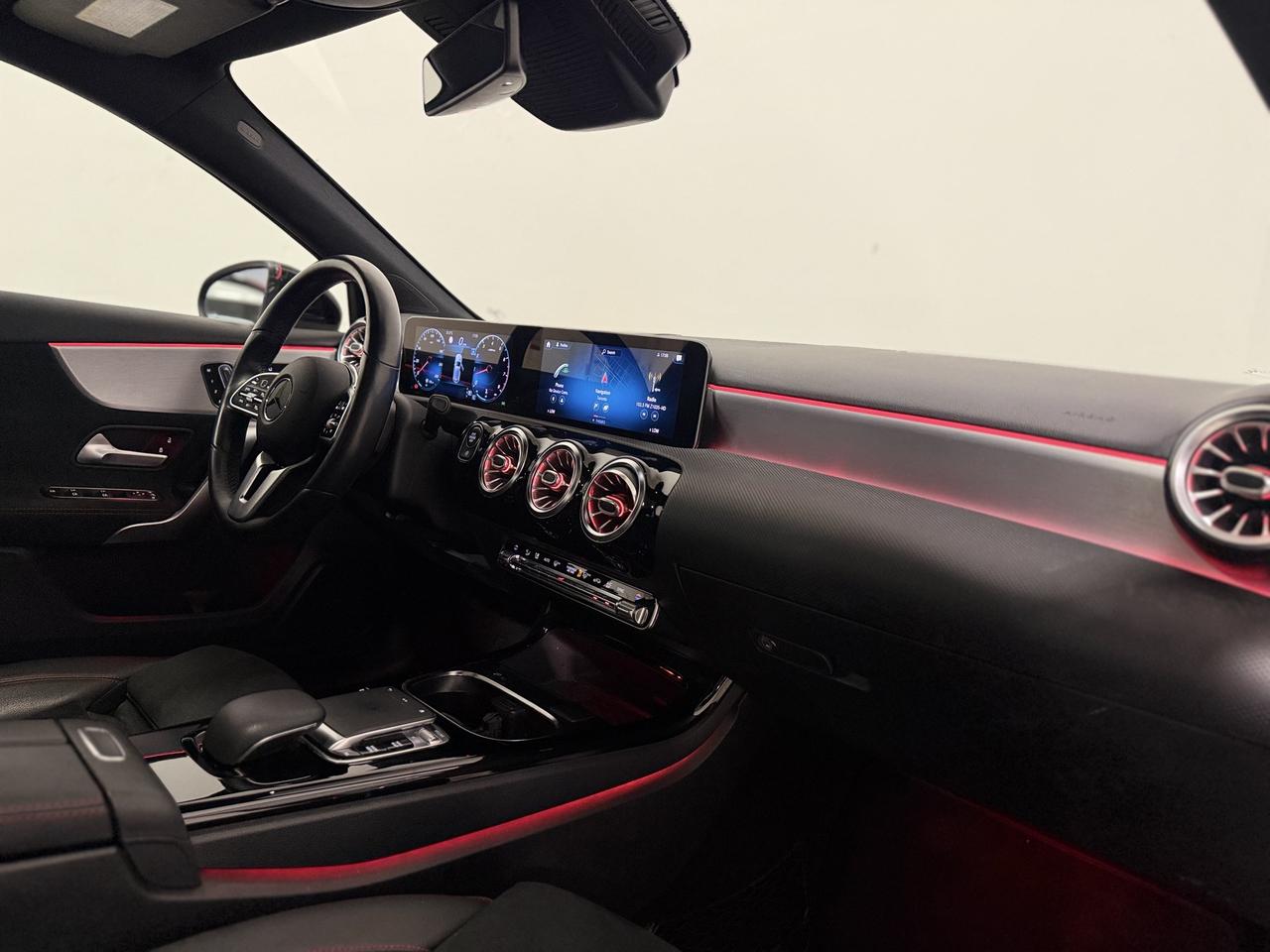 2019 Mercedes-Benz A-Class A 250 | AMG PACKAGE | Photo
