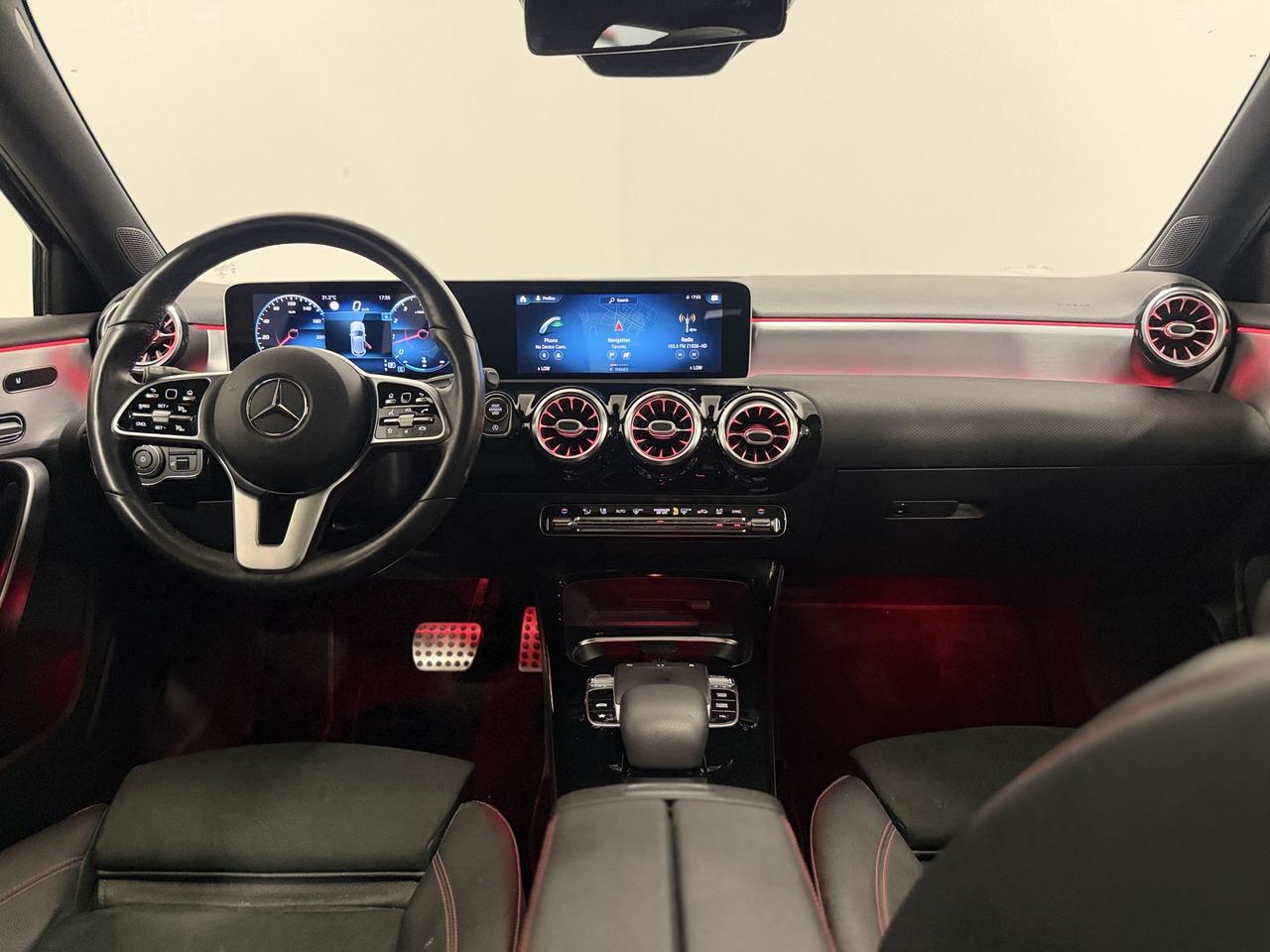 2019 Mercedes-Benz A-Class A 250 | AMG PACKAGE | Photo
