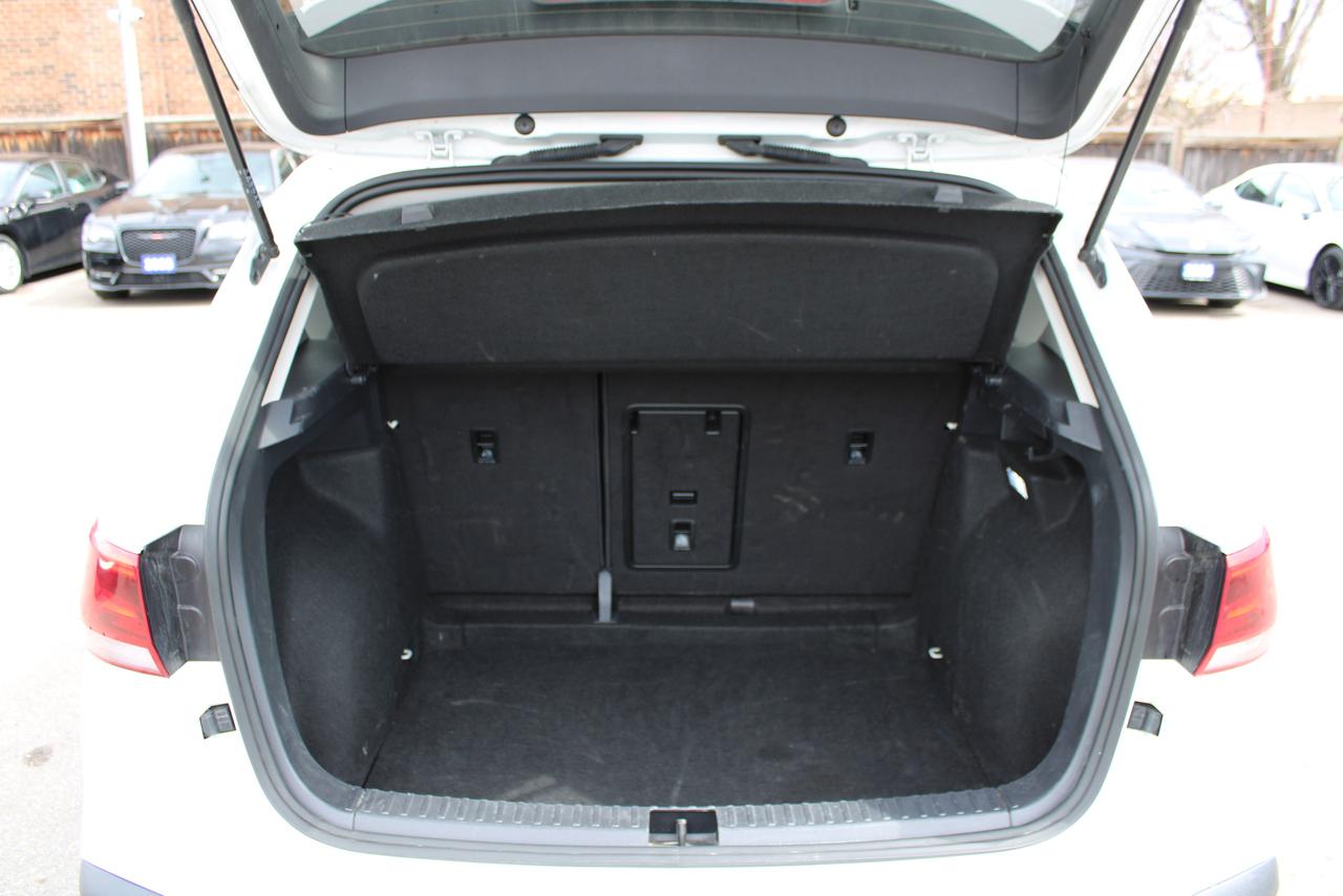 2024 Volkswagen Taos Comfortline FWD Photo