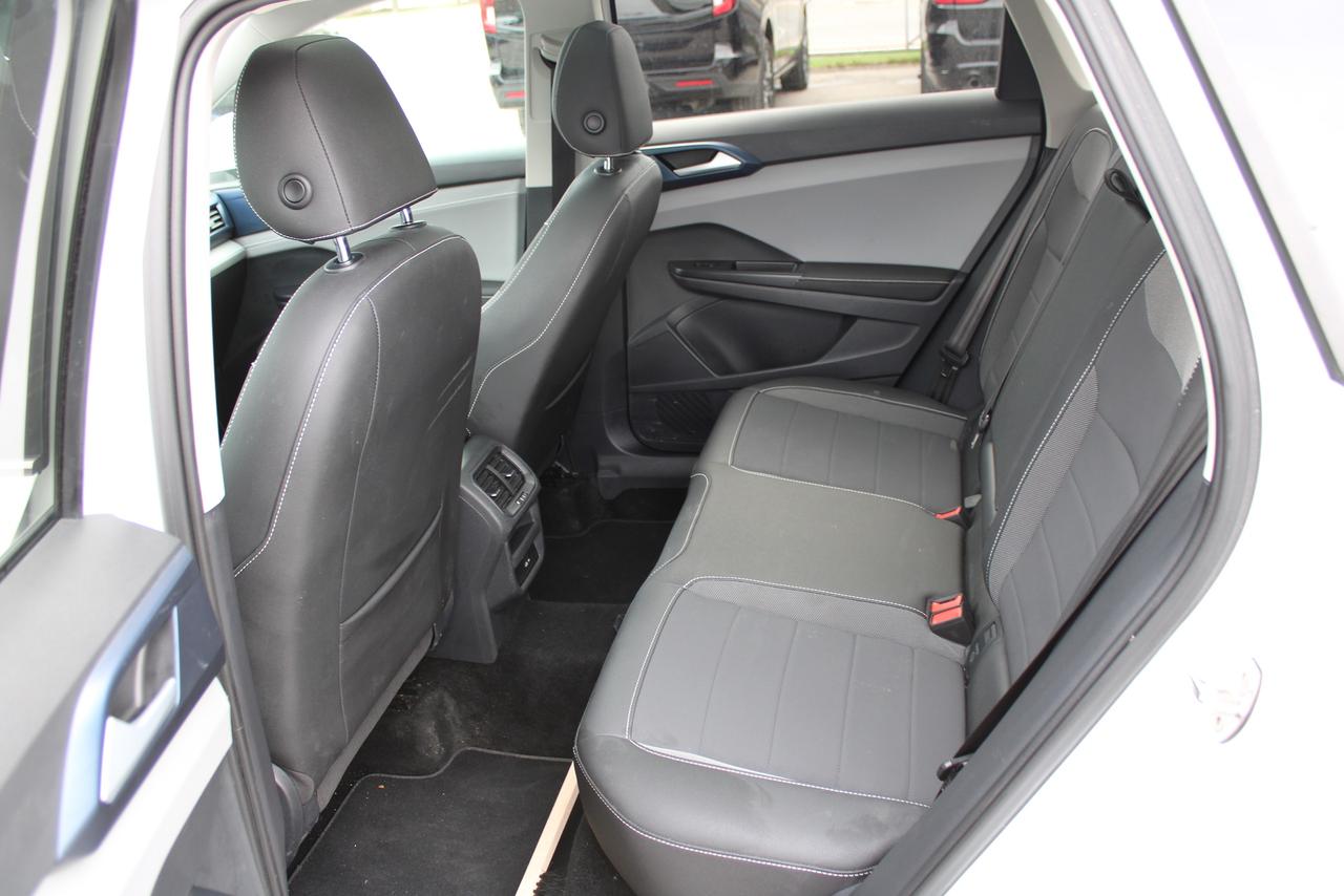2024 Volkswagen Taos Comfortline FWD Photo