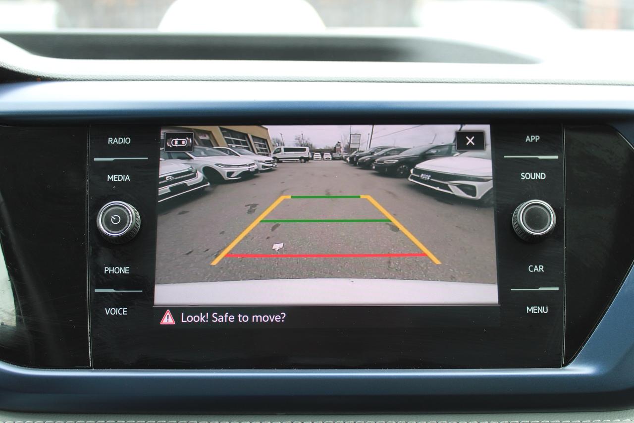 2024 Volkswagen Taos Comfortline FWD Photo