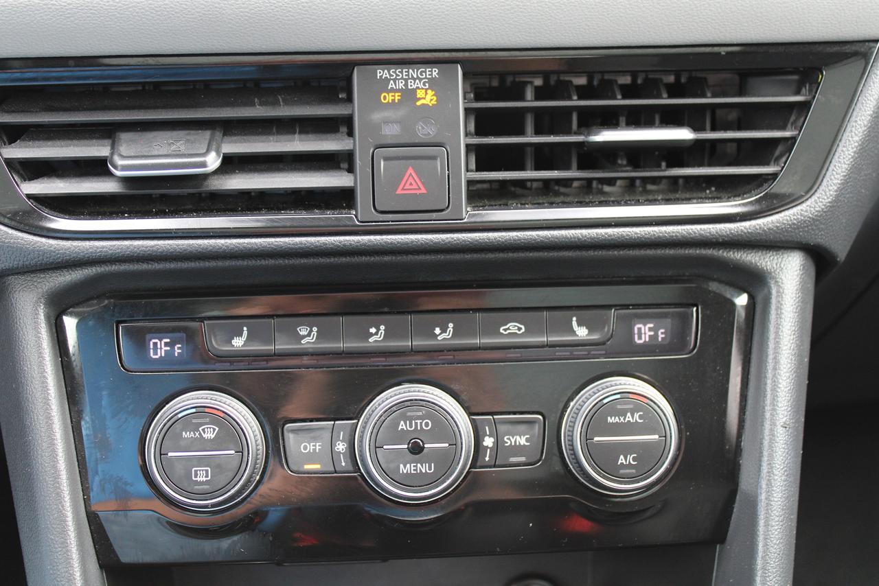 2024 Volkswagen Taos Comfortline FWD Photo