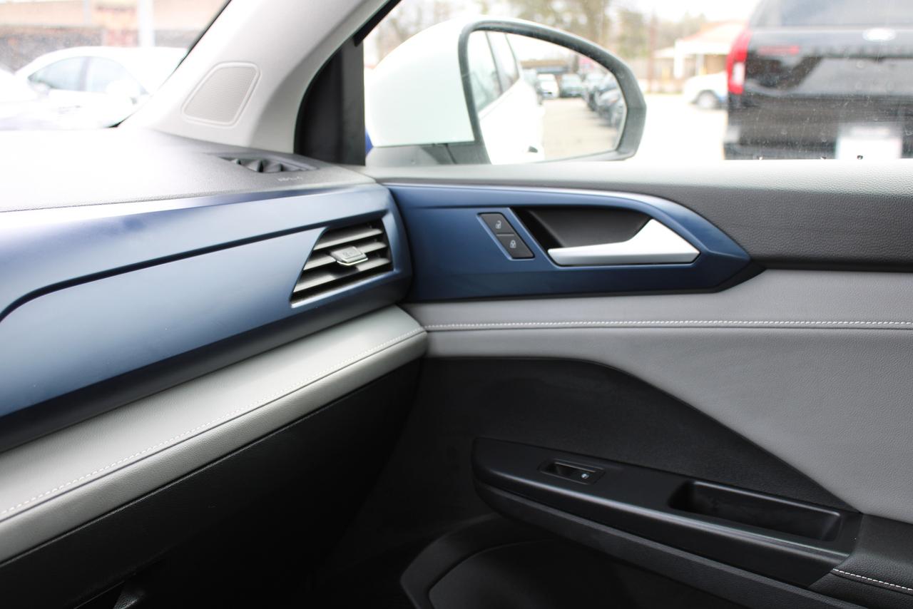 2024 Volkswagen Taos Comfortline FWD Photo