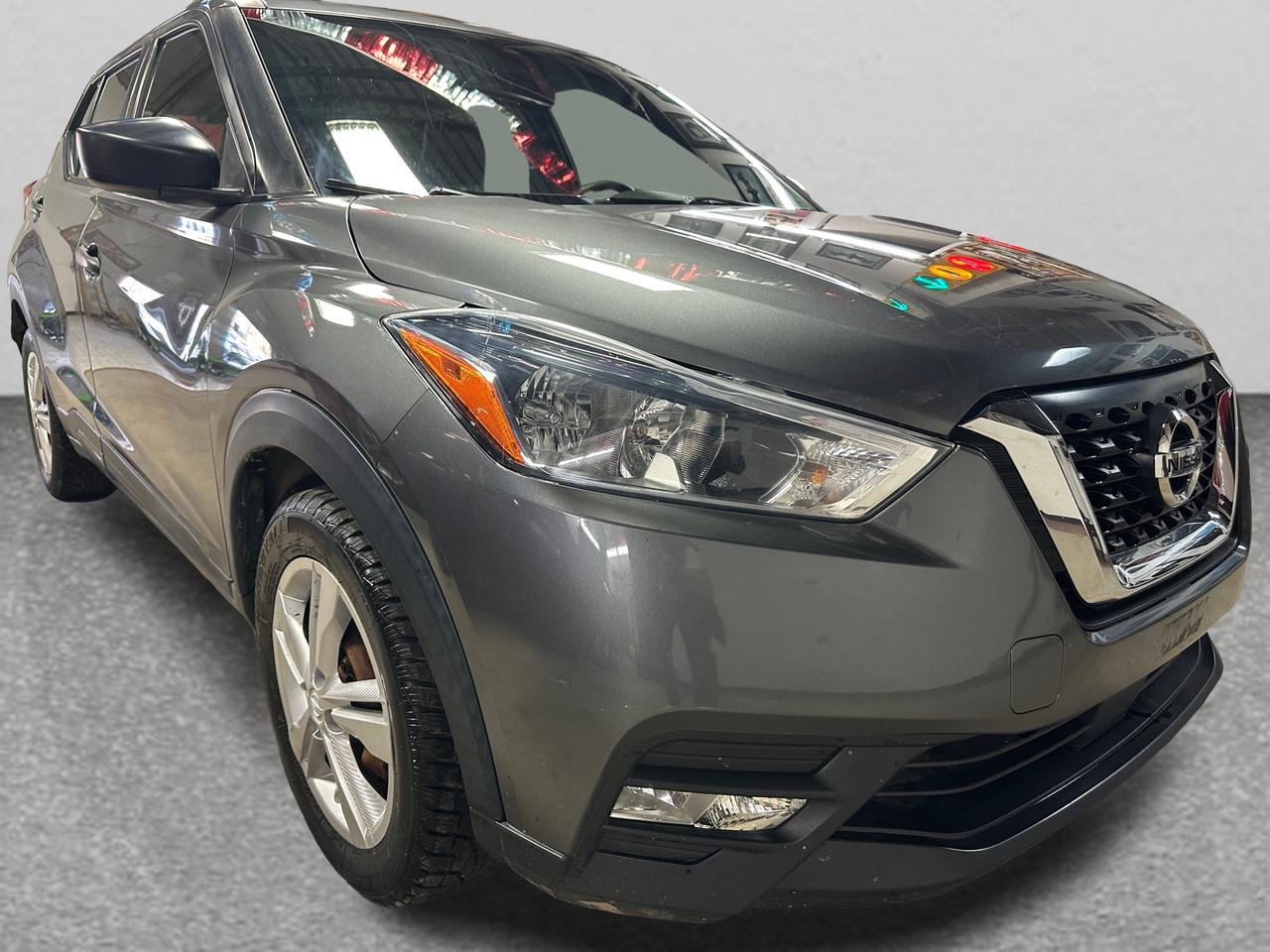 2020 Nissan Kicks S | CLEAN CARFAX | HEATED SEATS | BLUETOOTH | Photo3