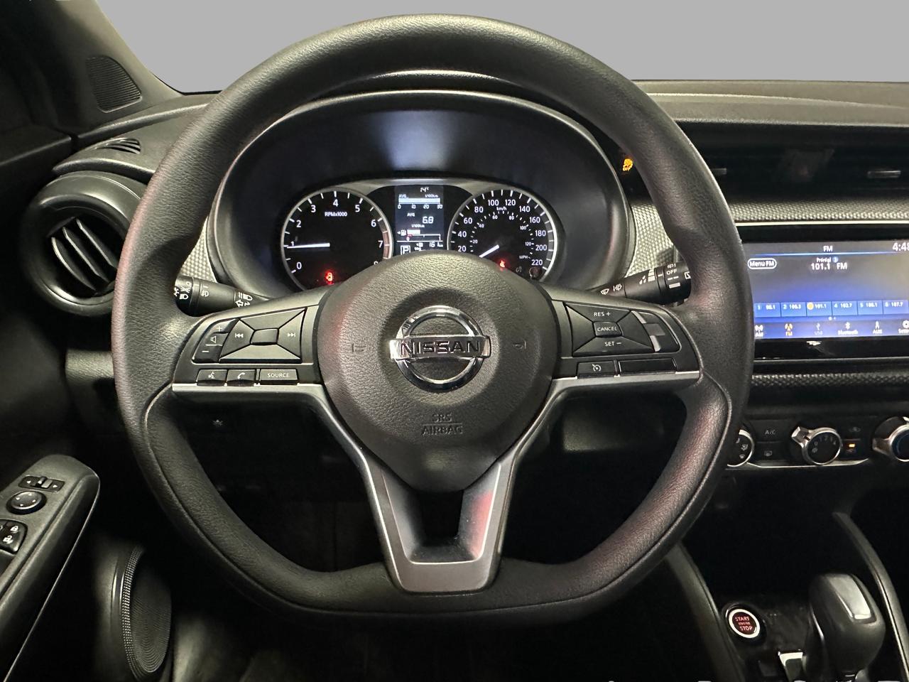 2020 Nissan Kicks S | CLEAN CARFAX | HEATED SEATS | BLUETOOTH | Photo