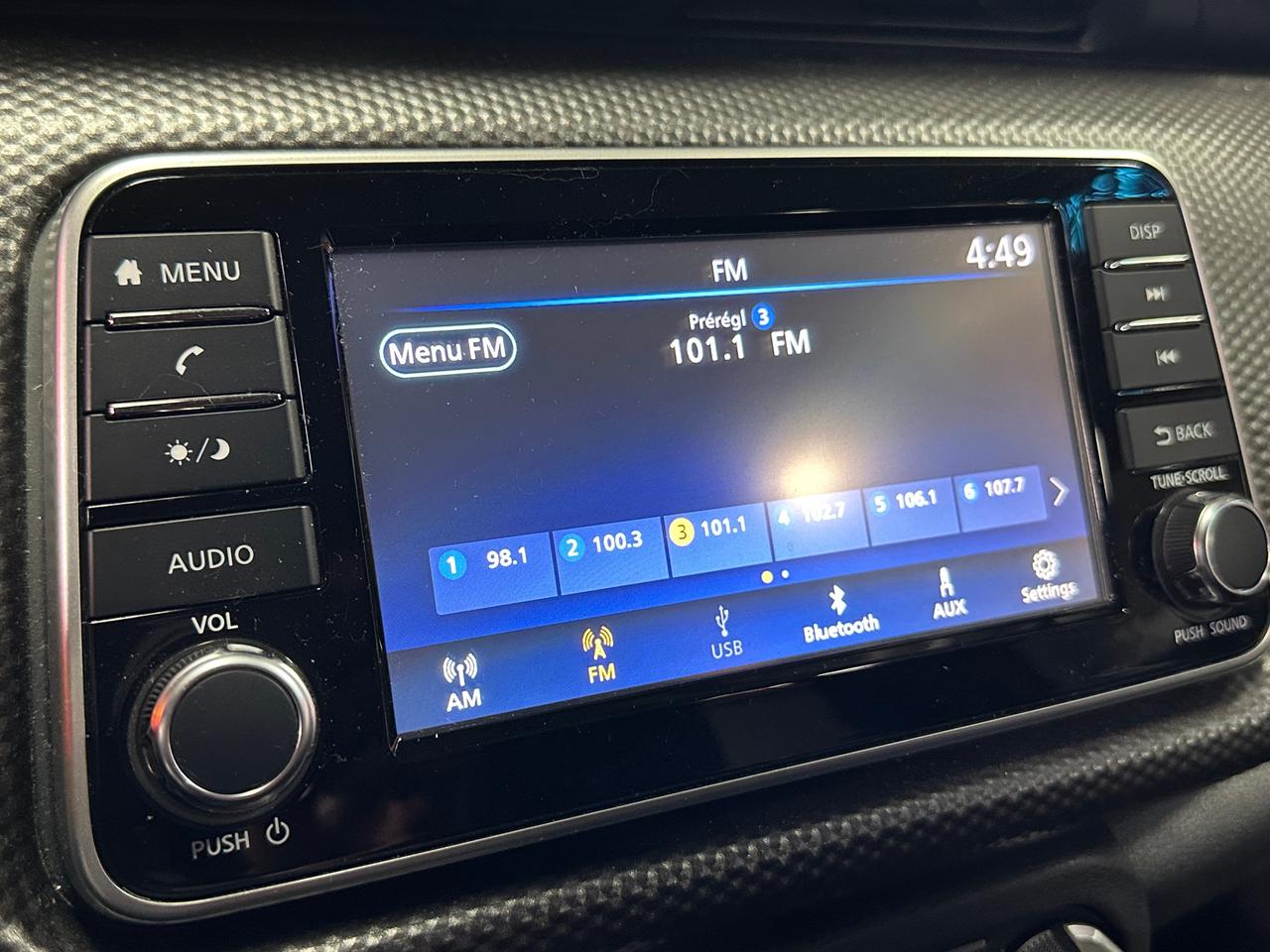 2020 Nissan Kicks S | CLEAN CARFAX | HEATED SEATS | BLUETOOTH | Photo