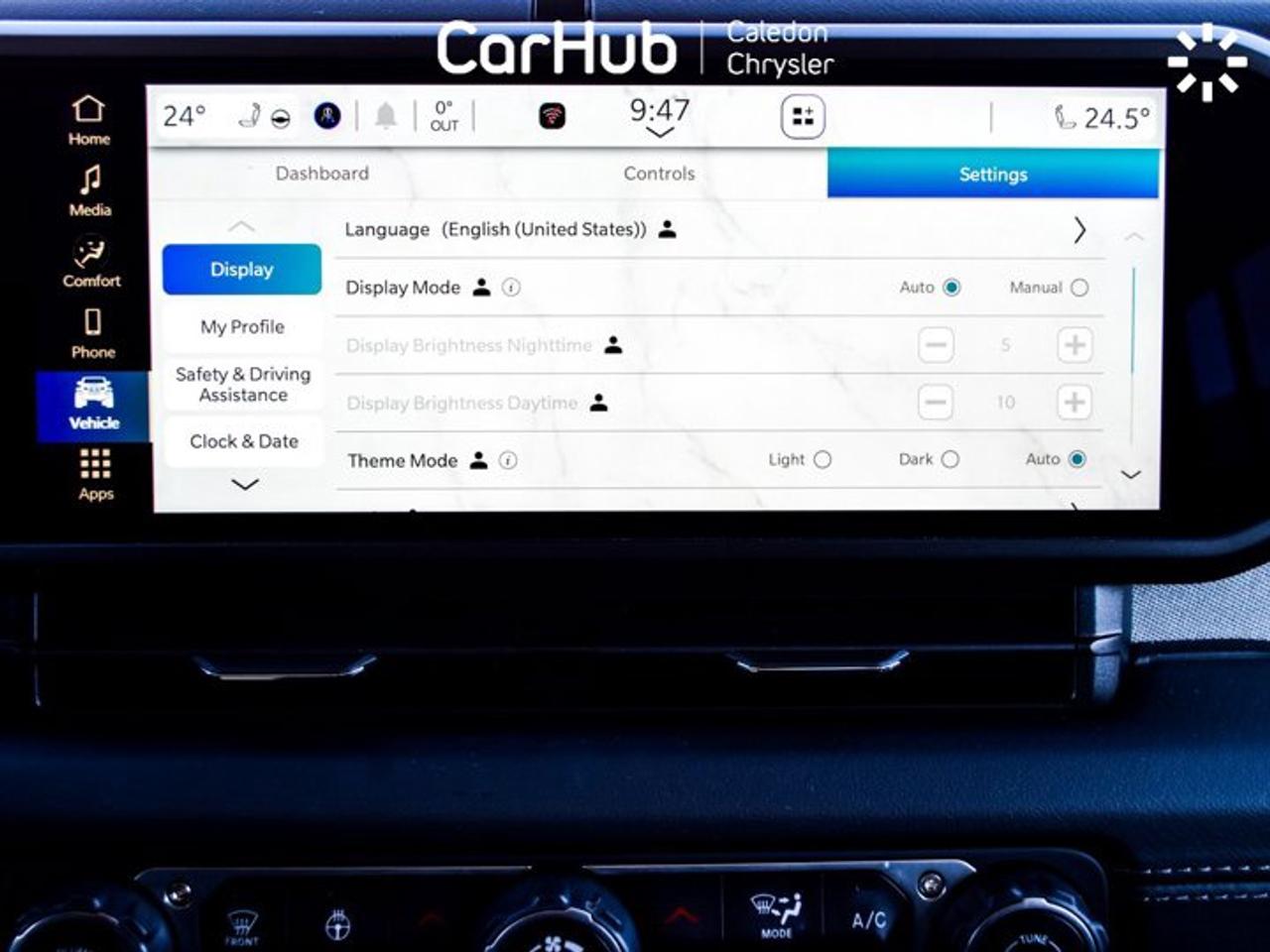 2024 Jeep Wrangler Sahara4 Door 4x4 Dual Top 12.3"Display Remote Start Alloy Rims Photo