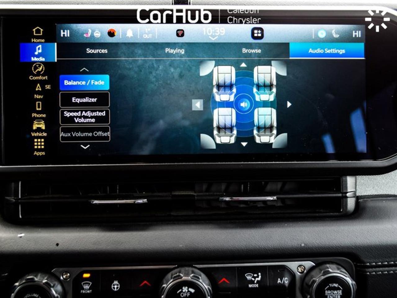 2024 Jeep Wrangler Sahara 4 Door Sky 1 Touch power top12.3"Display Remote Start Photo