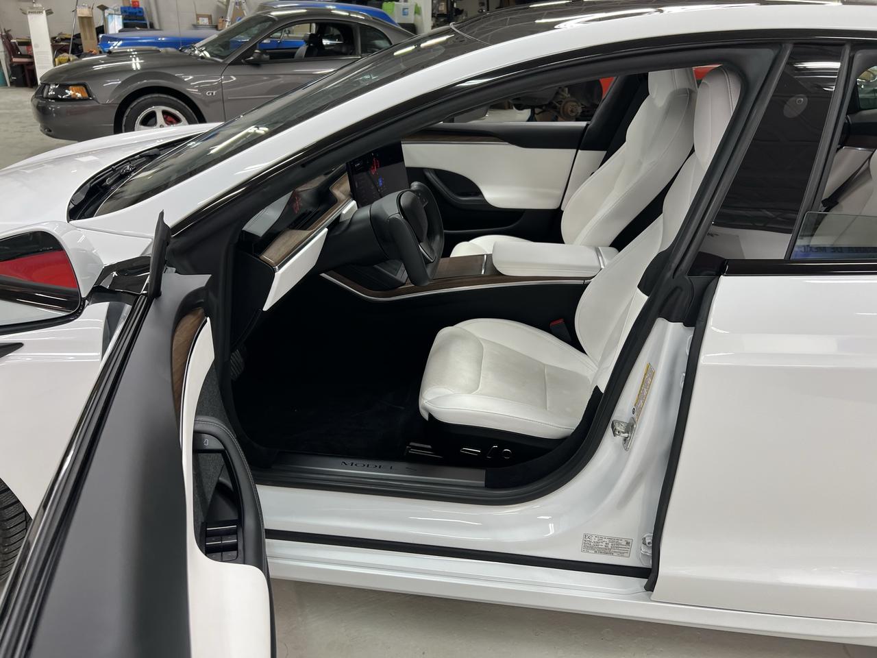 2022 Tesla Model S AWD Long Range Photo4