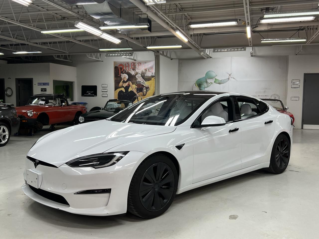 2022 Tesla Model S AWD Long Range Photo