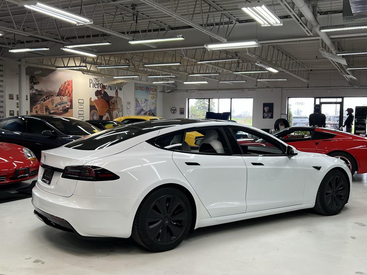 2022 Tesla Model S AWD Long Range Photo