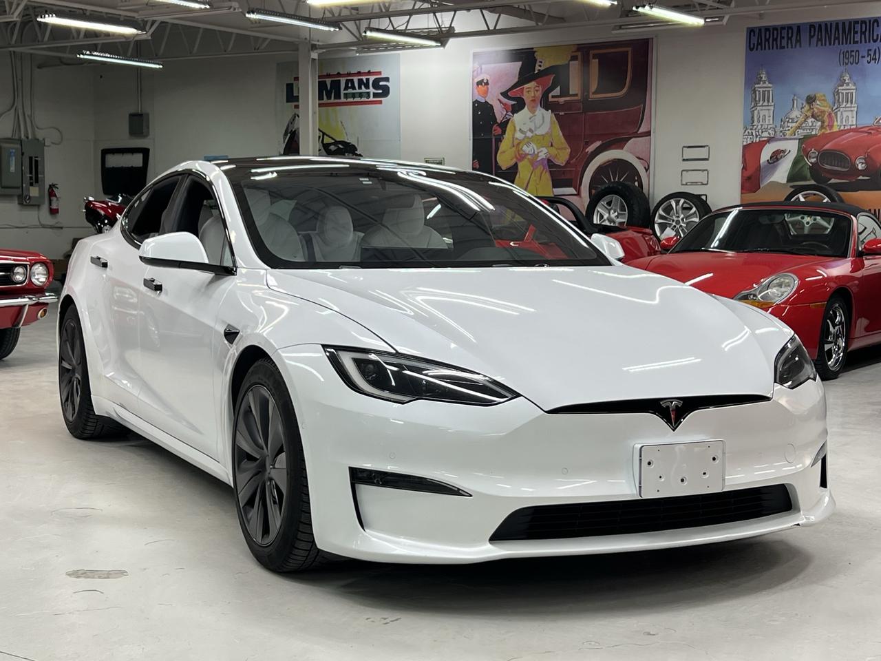 2022 Tesla Model S AWD Long Range Photo0