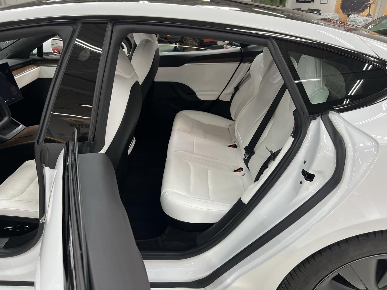 2022 Tesla Model S AWD Long Range Photo