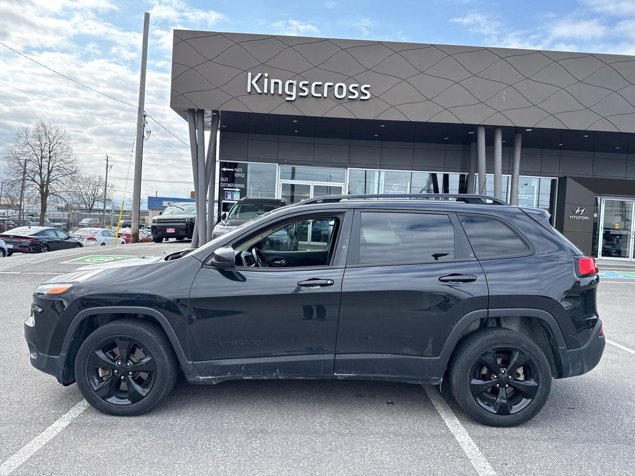 2016 Jeep Cherokee North Photo