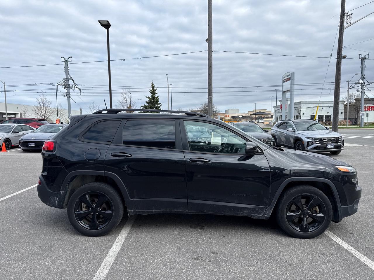 2016 Jeep Cherokee North Photo
