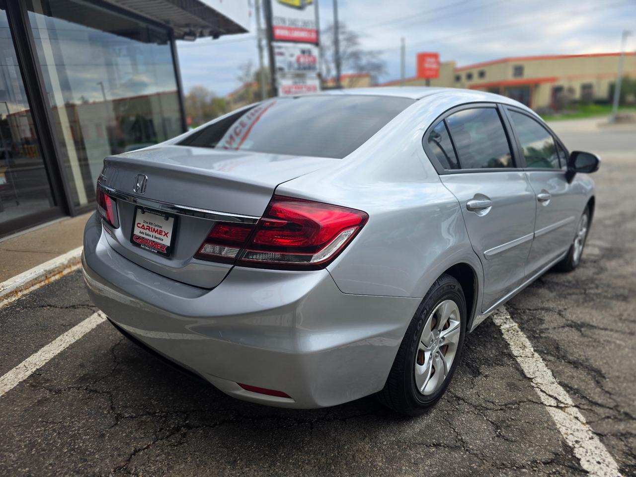 2015 Honda Civic LX NEW ARRIVAL | PLEASE CALL AHEAD Photo4