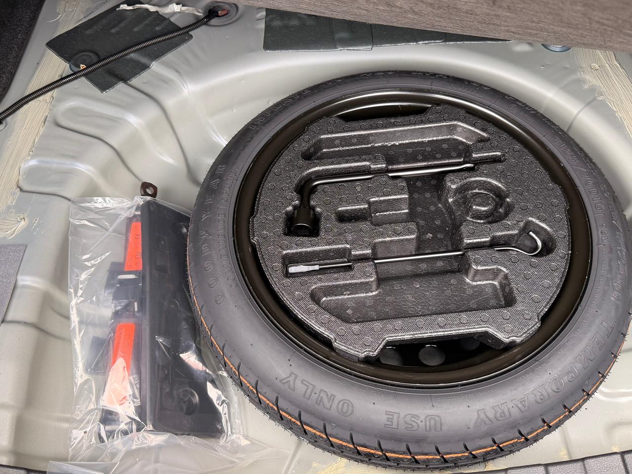 2024 Nissan Sentra SV+Safety Shield 360+Only 3000KM+CLEAN CARFAX Photo