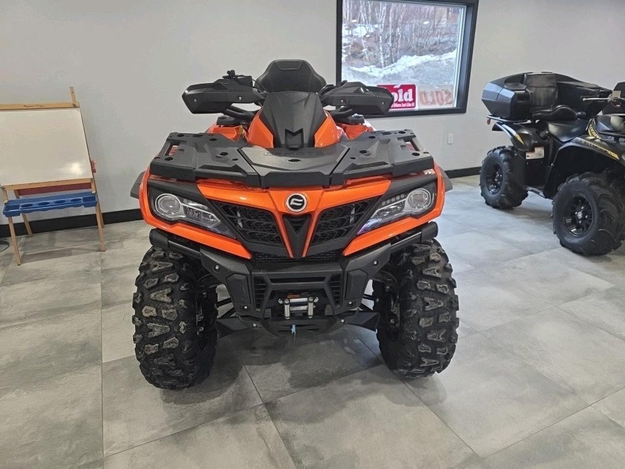 2023 CFMOTO CFORCE CFORCE  800 XC Photo