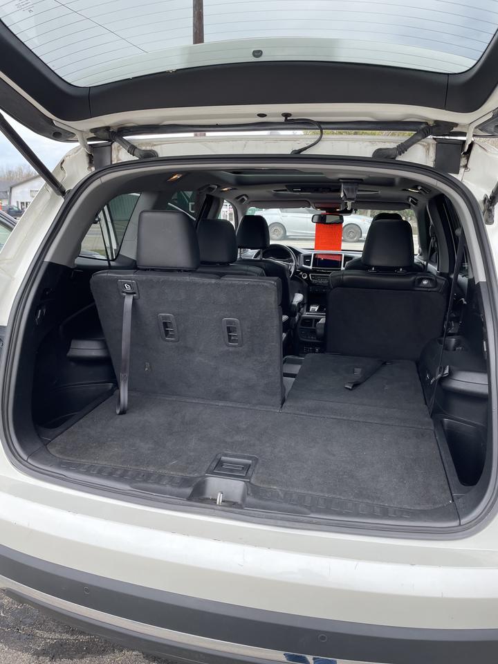 2017 Honda Pilot Touring Photo