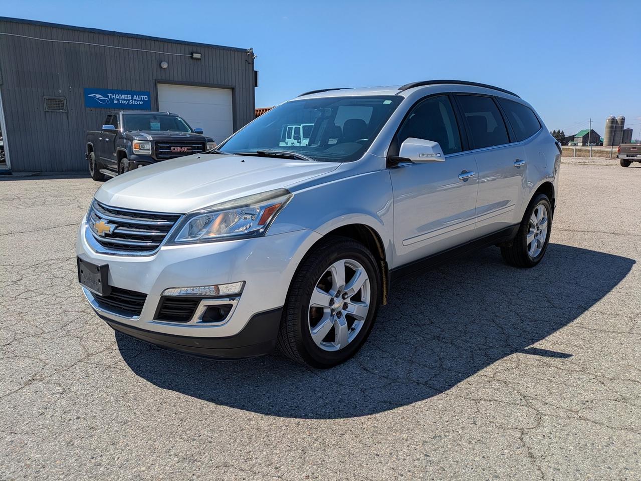 Used 2017 Chevrolet Traverse LT for sale in Belmont, ON