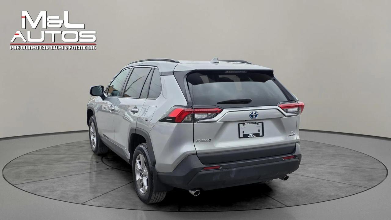 2022 Toyota RAV4 Hybrid LE AWD Photo