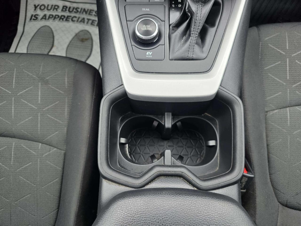 2022 Toyota RAV4 Hybrid LE AWD Photo