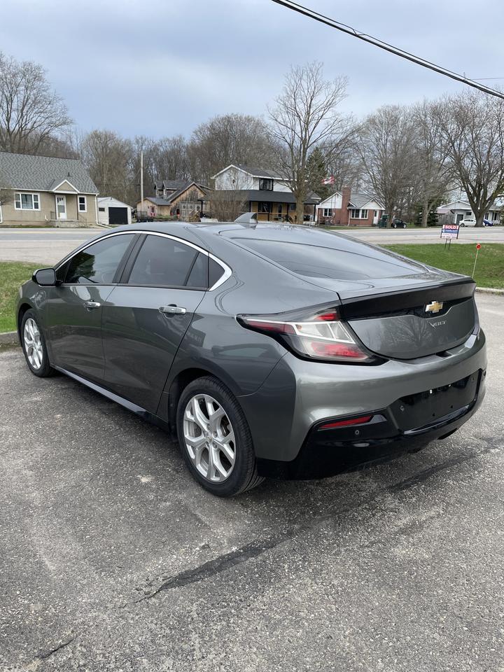 2017 Chevrolet Volt Premier Photo