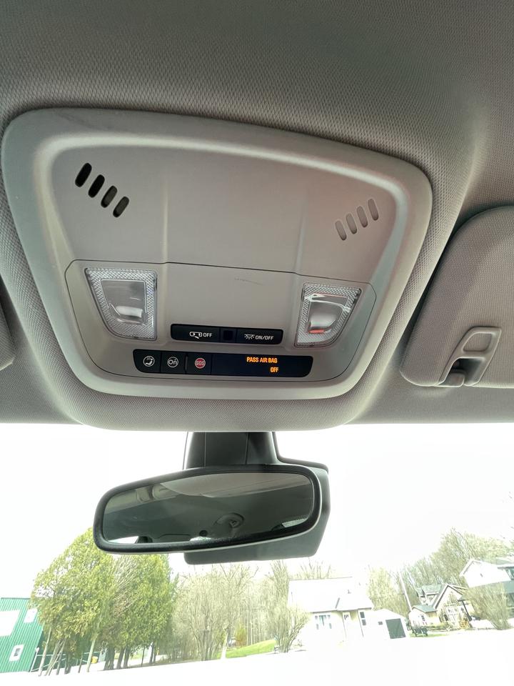 2017 Chevrolet Volt Premier Photo