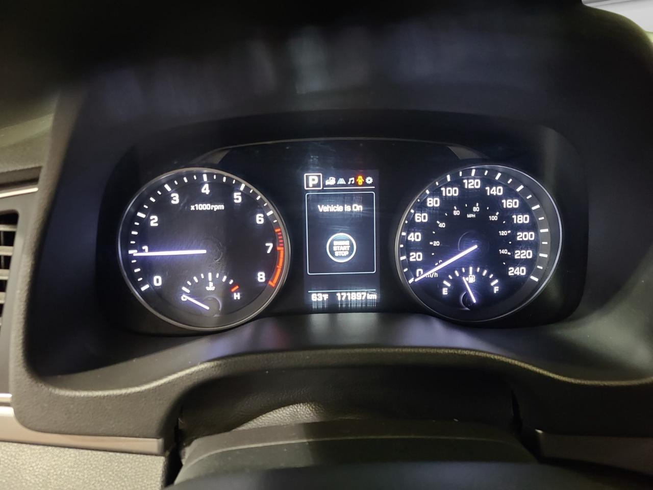 2018 Hyundai Elantra GLS - Photo #14
