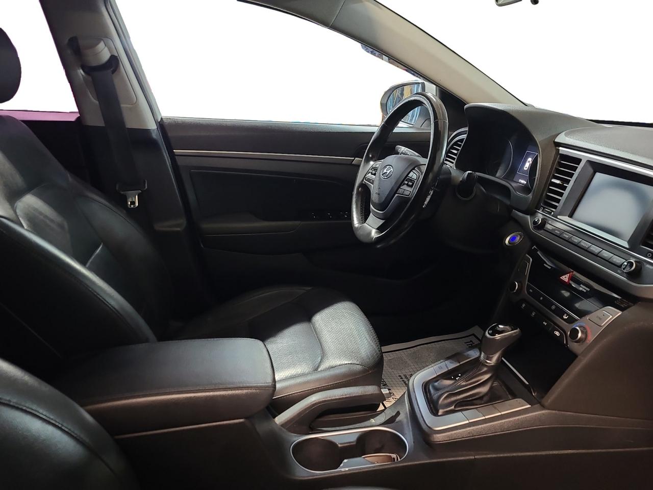 2018 Hyundai Elantra GLS Photo