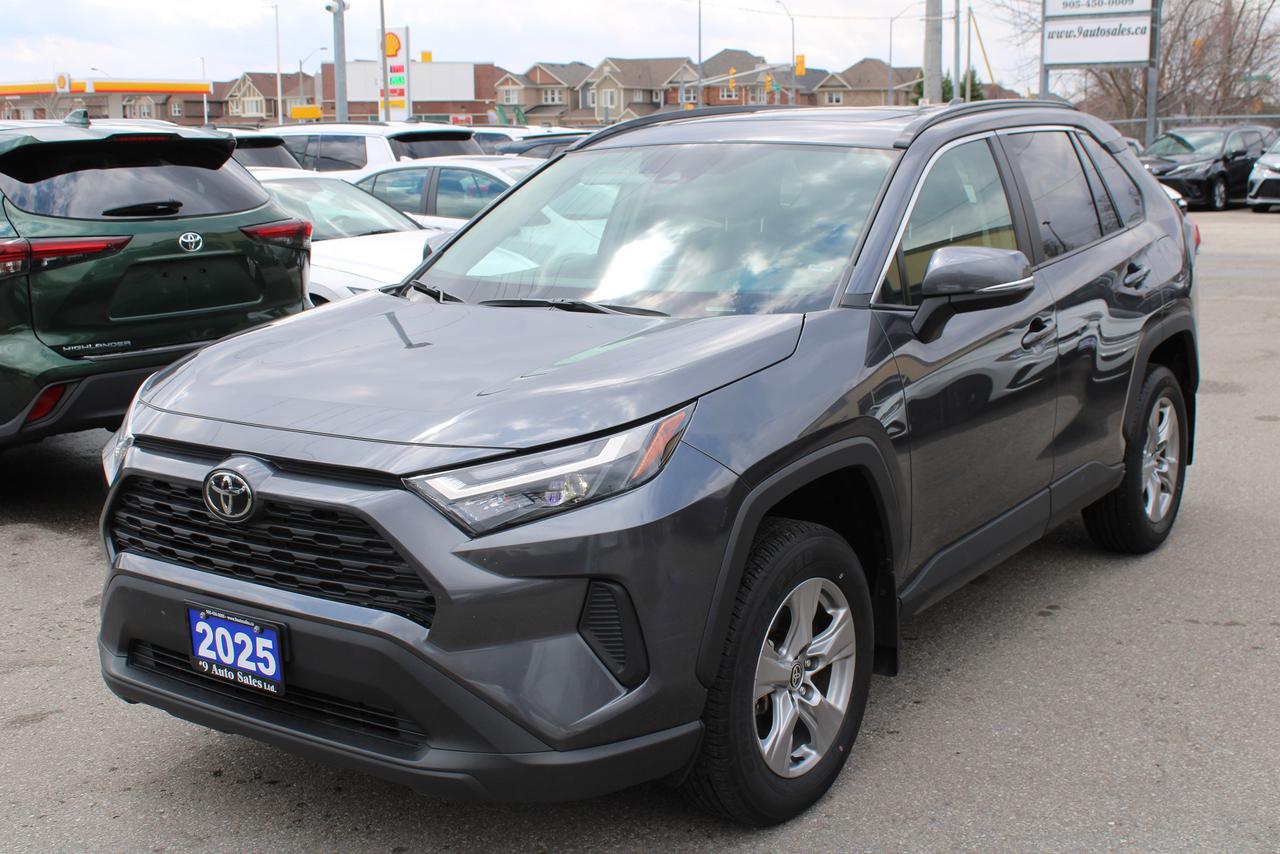 2025 Toyota RAV4 XLE AWD Photo