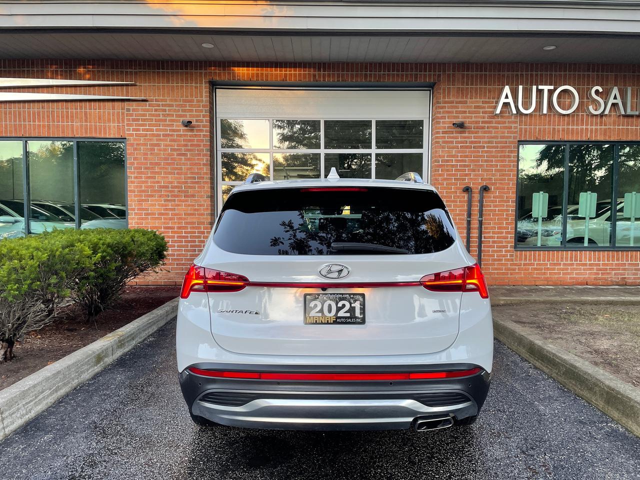 2021 Hyundai Santa Fe Preferred Trend AWD Leather Panoramic Roof CarPlay Photo