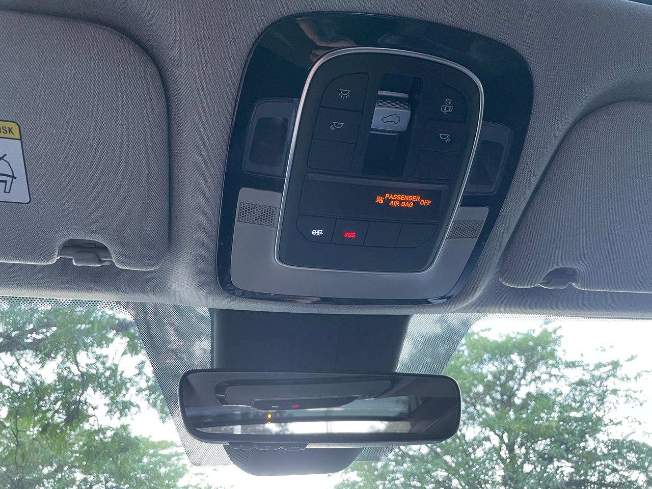 2021 Hyundai Santa Fe Preferred Trend AWD Leather Panoramic Roof CarPlay Photo