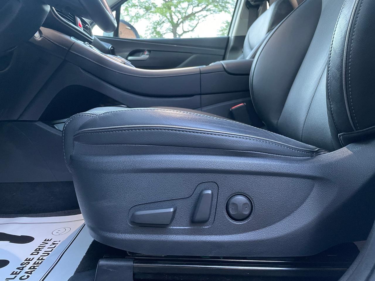2021 Hyundai Santa Fe Preferred Trend AWD Leather Panoramic Roof CarPlay Photo