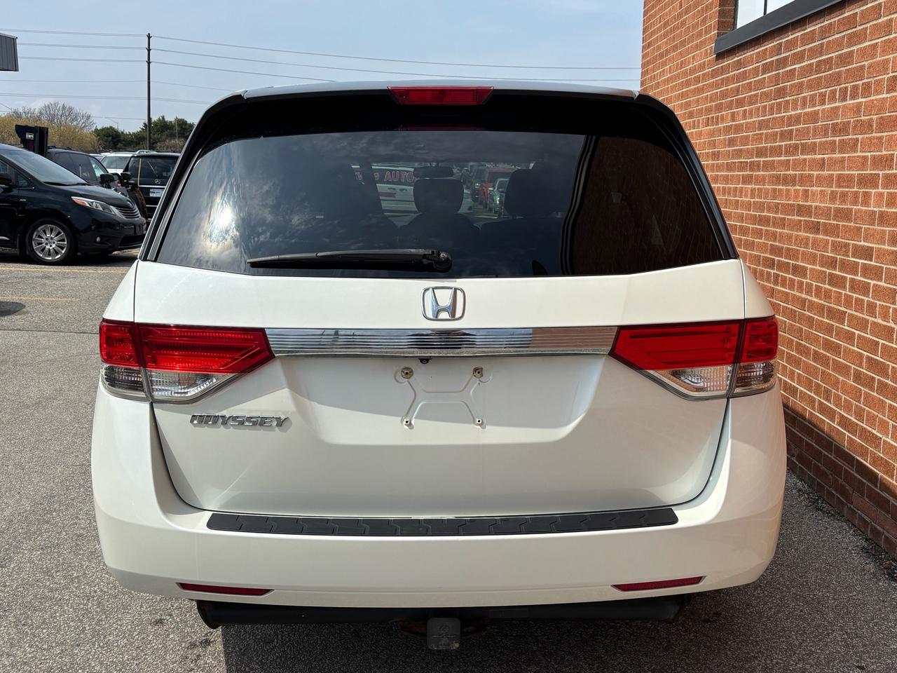 2015 Honda Odyssey 4DR WGN EX Photo4