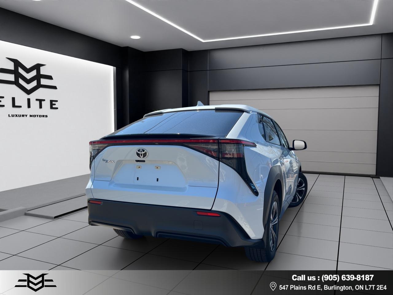 2024 Toyota bZ4X BZ4X - LE - ELECTRIC - LOW KMS - 35,000KMS !!! Photo