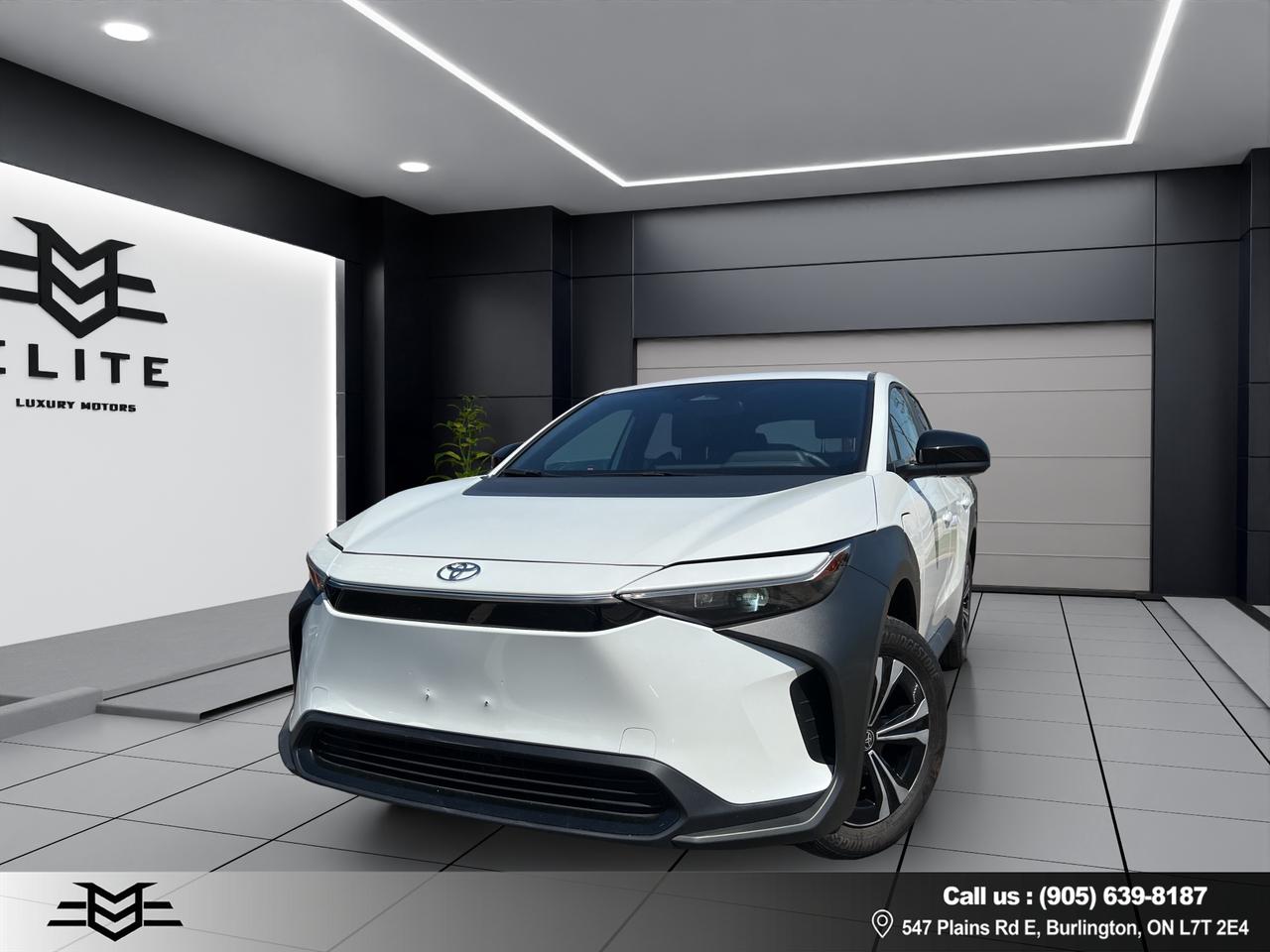 2024 Toyota bZ4X BZ4X - LE - ELECTRIC - LOW KMS - 35,000KMS !!! Photo