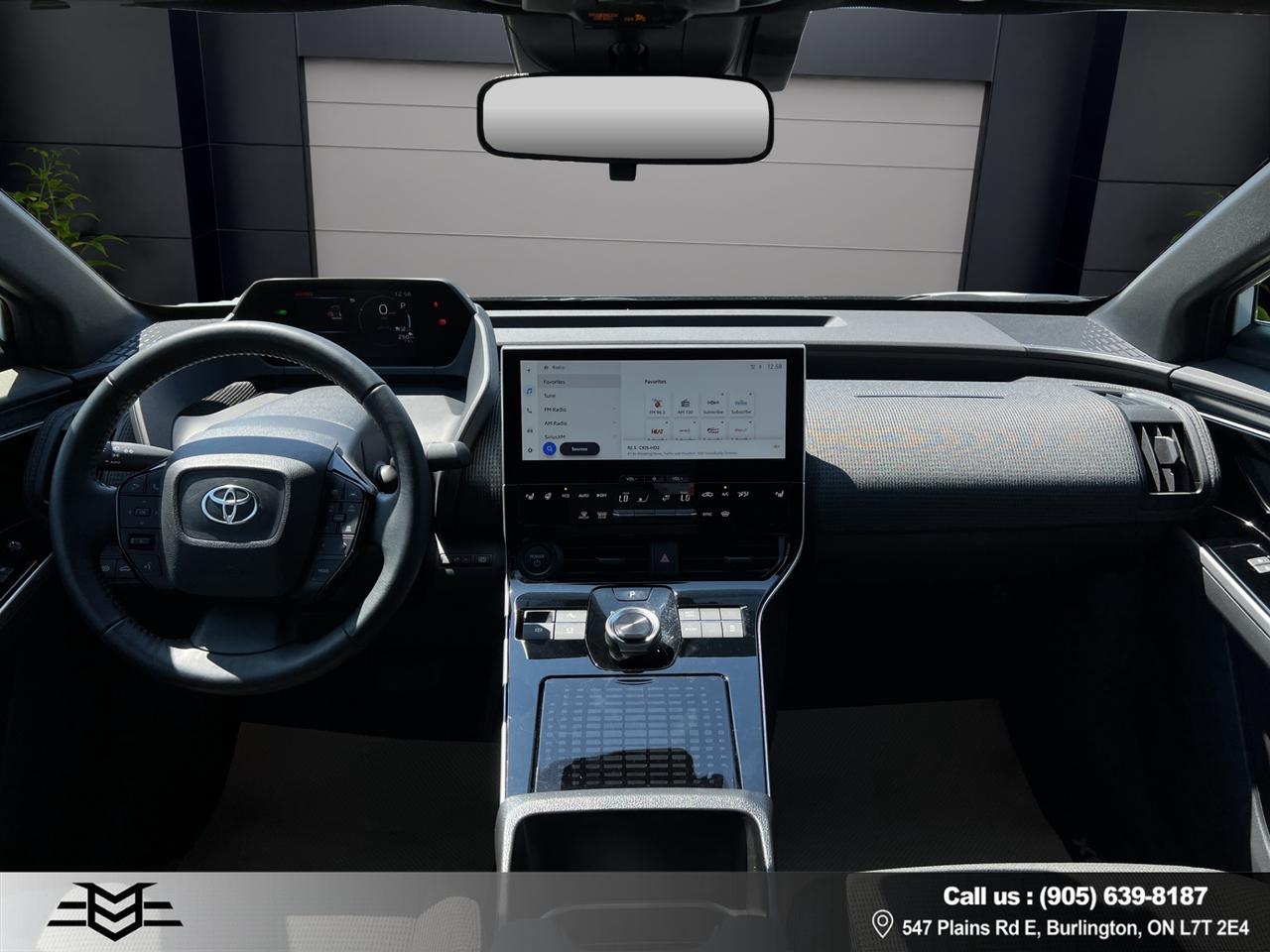 2024 Toyota bZ4X BZ4X - LE - ELECTRIC - LOW KMS - 35,000KMS !!! Photo