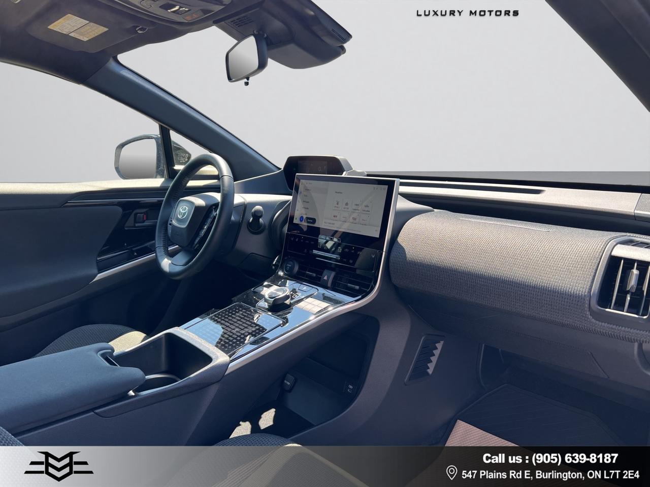 2024 Toyota bZ4X BZ4X - LE - ELECTRIC - LOW KMS - 35,000KMS !!! Photo