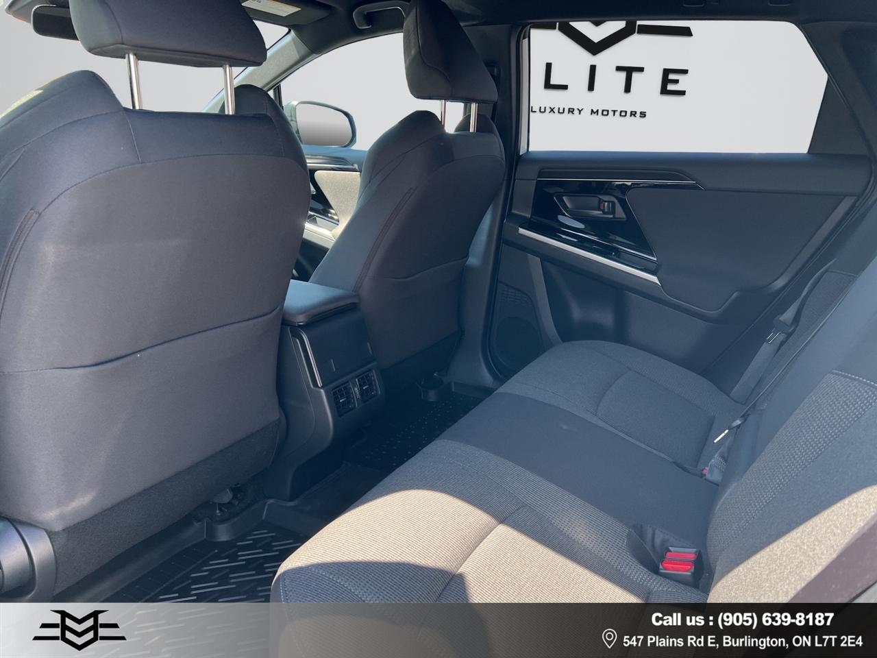 2024 Toyota bZ4X BZ4X - LE - ELECTRIC - LOW KMS - 35,000KMS !!! Photo