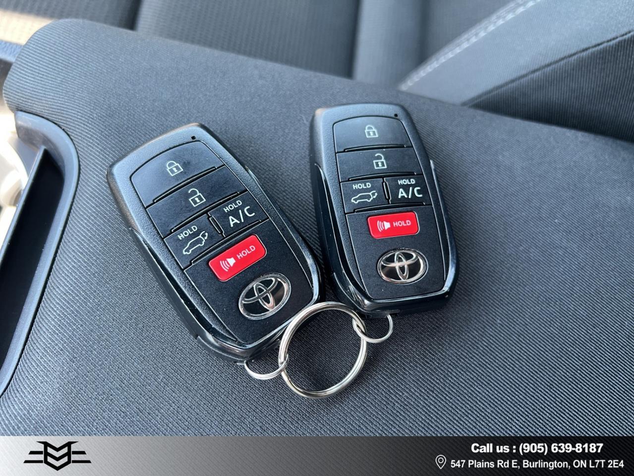 2024 Toyota bZ4X BZ4X - LE - ELECTRIC - LOW KMS - 35,000KMS !!! Photo