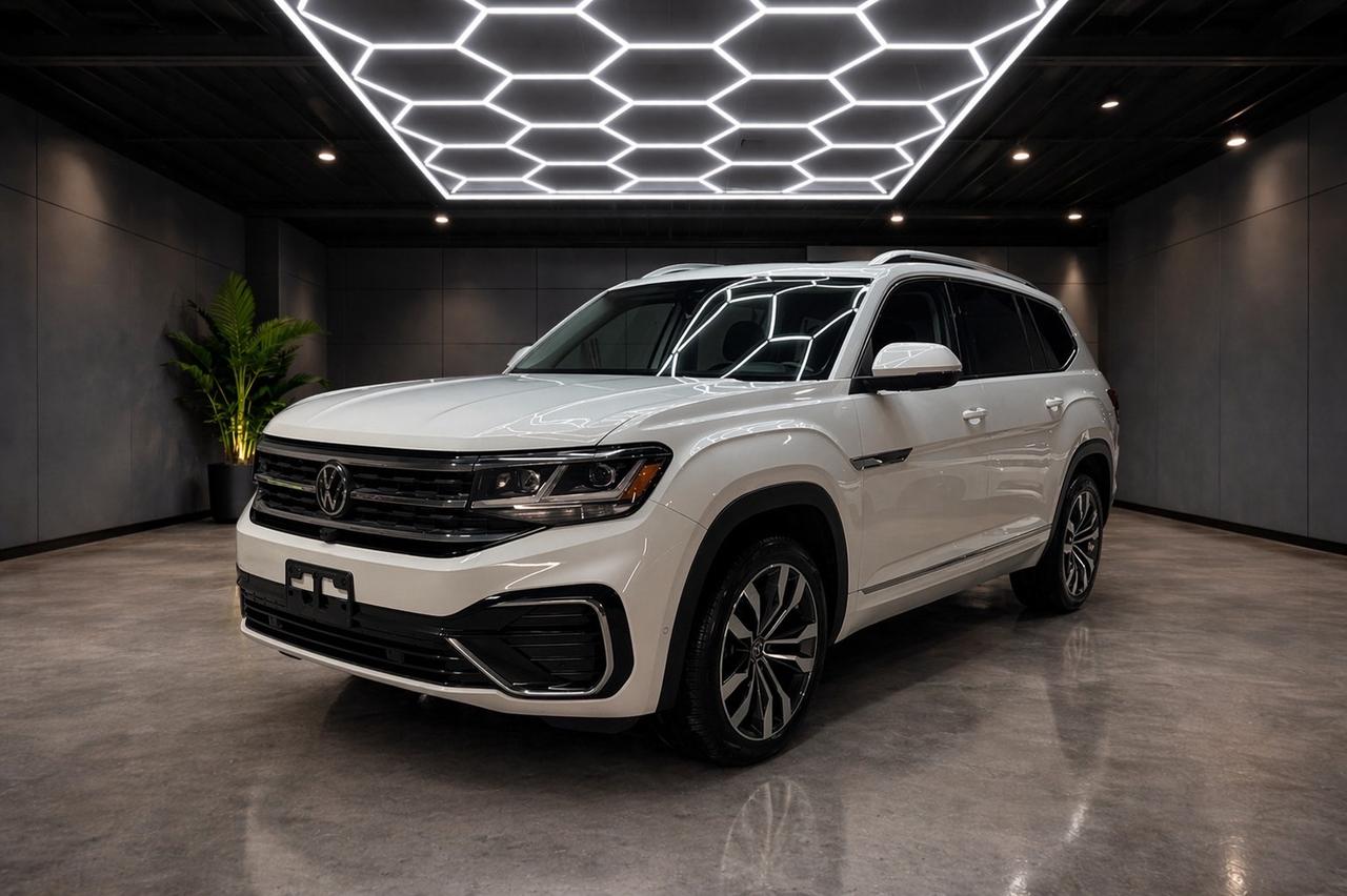 2023 Volkswagen Atlas R V6 4MOTION Photo2