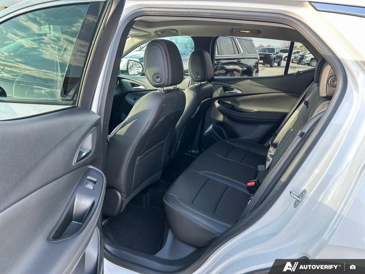 2022 Buick Encore GX Essence Photo