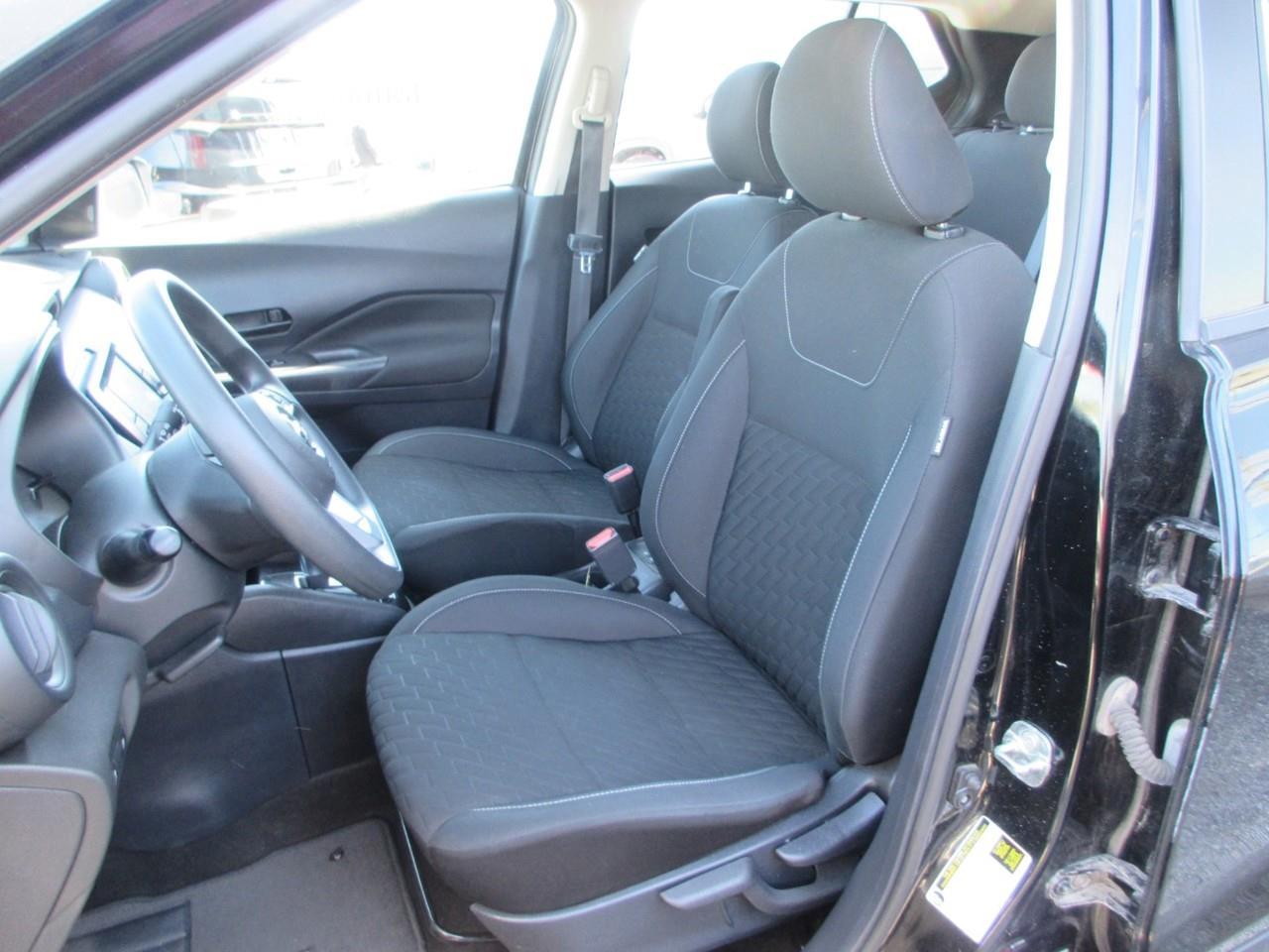 2021 Nissan Kicks S Photo